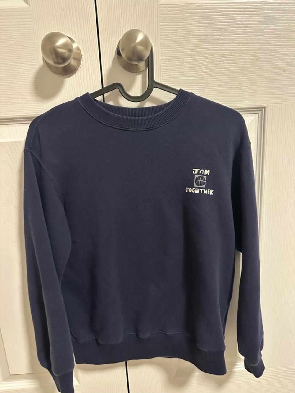Uniqlo Navy Crewneck Sweatshirt (2 items)